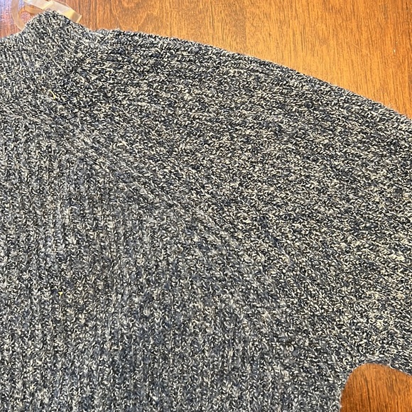 Nine 1 Eight Blue marbled pull over sweater - Picture 9 of 9